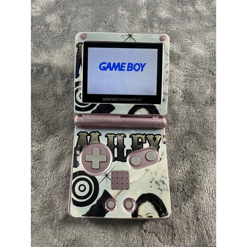 Nintendo Game Boy Advance SP Miley Cyrus Hannah Montana Pink Handheld Console